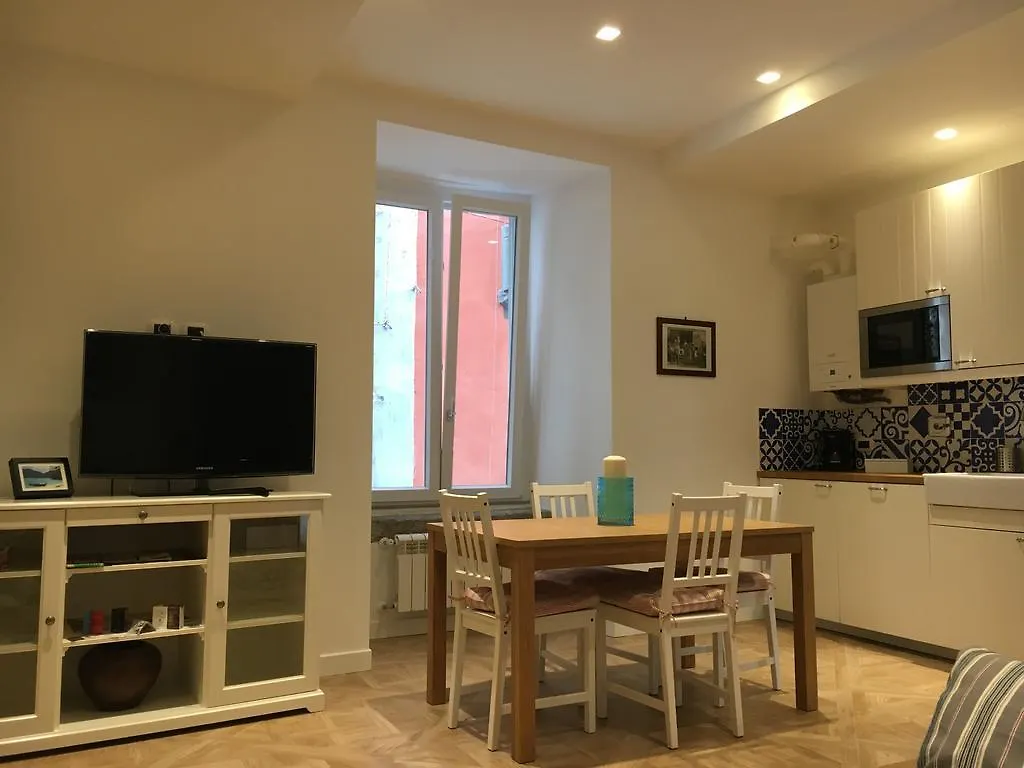Fafa Apartment Napels 0*,